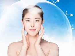 Luôn sử dụng kem chống nắng để bảo vệ làm da 